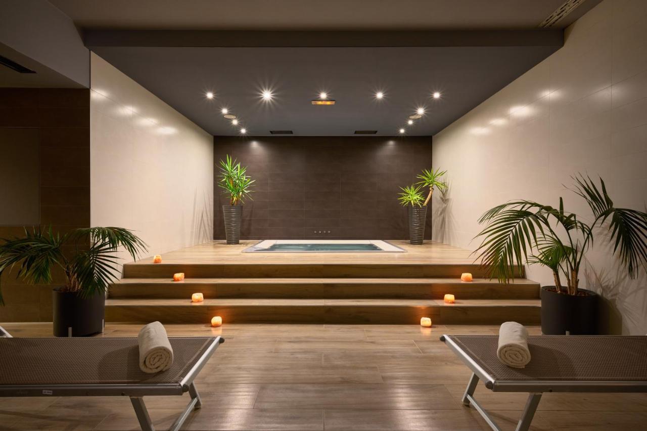 Hotel Olympia Vodice Ngoại thất bức ảnh