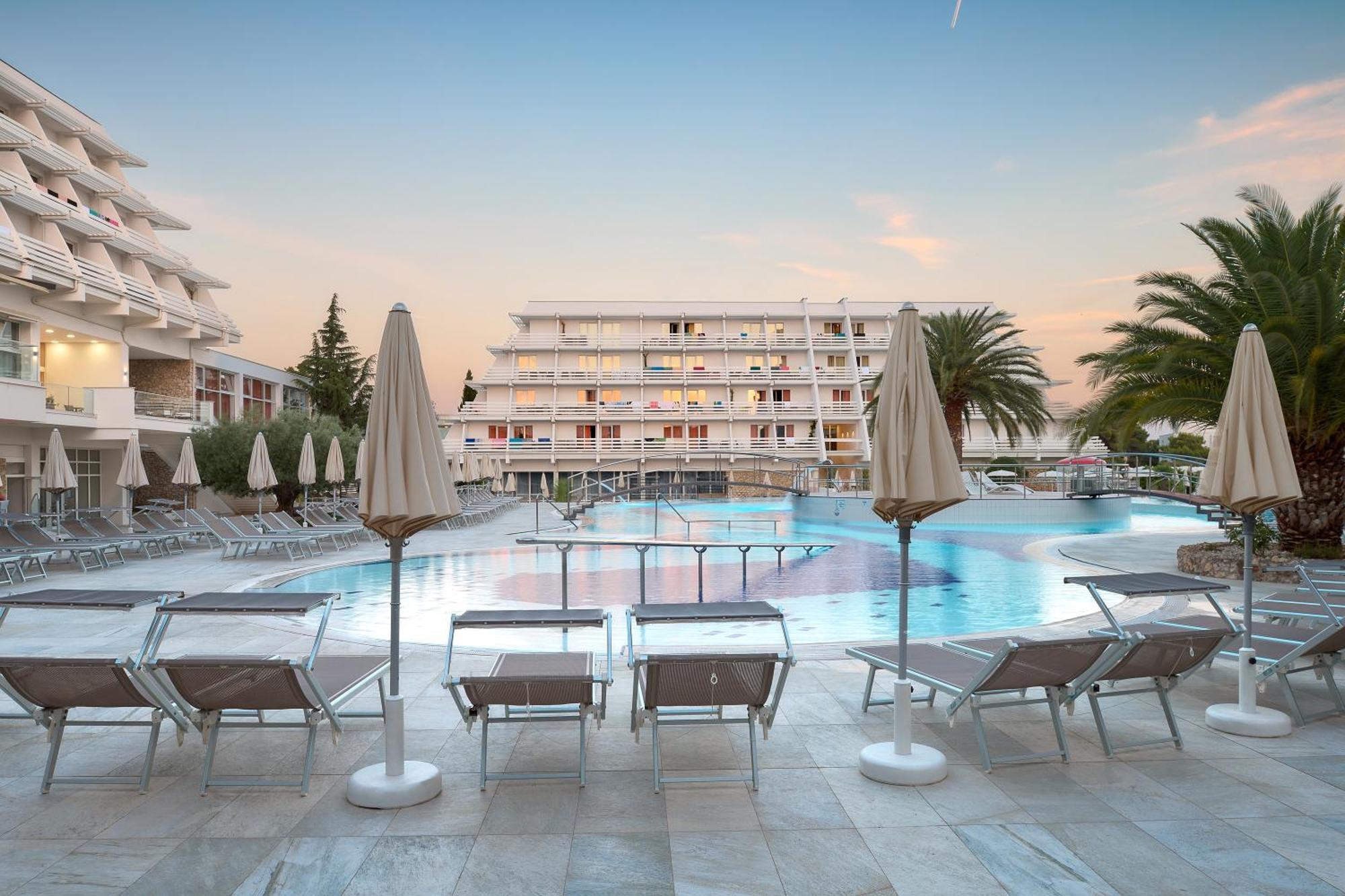 Hotel Olympia Vodice Ngoại thất bức ảnh